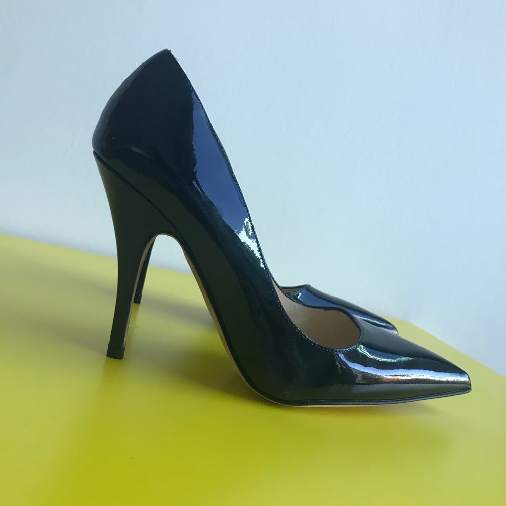 Kate Spade Patent Pointed Pumps